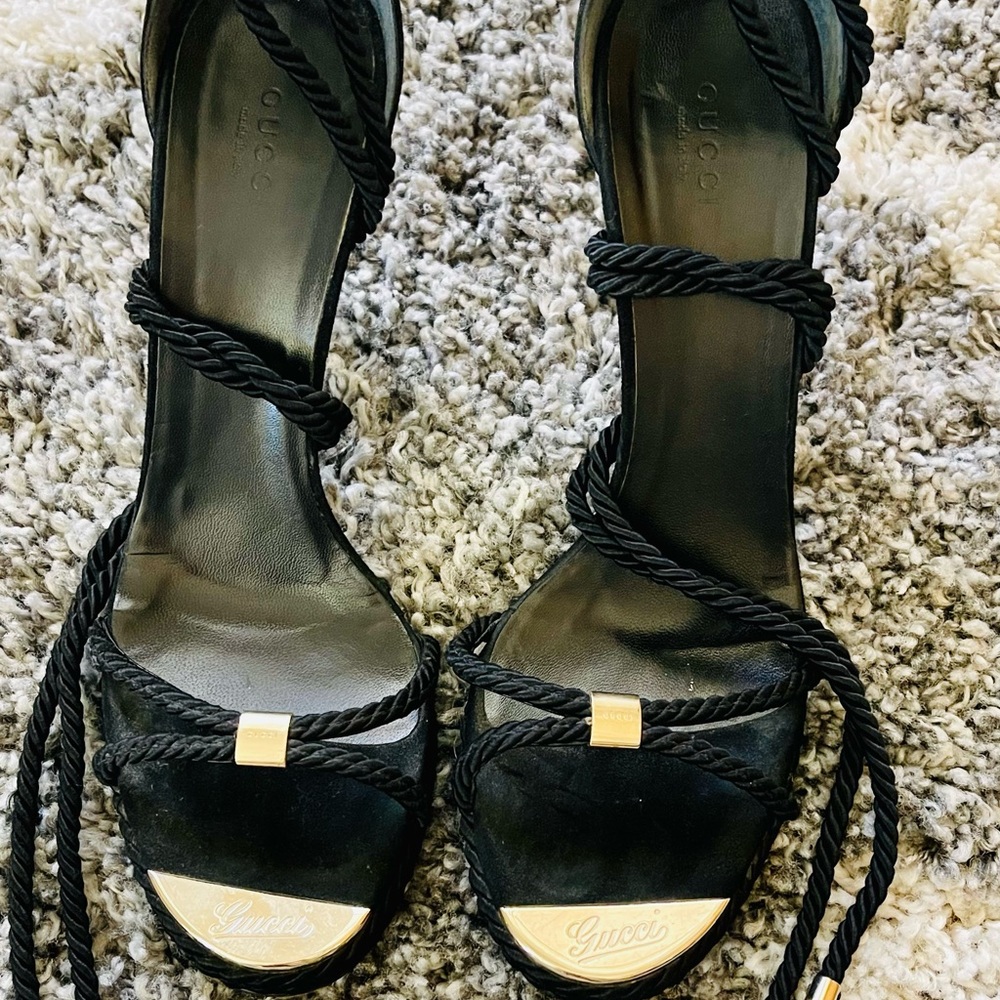 Gucci Black Suede Platform Sandals Stiletto Heels GoldMetalToeSatin RopeBraided
